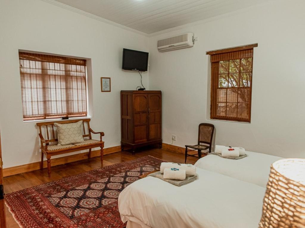 Cypress Cottage Graaff-Reinet Δωμάτιο φωτογραφία